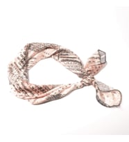 PAREDORA Pink Khaos Fular
