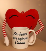 Kalp Kupalı Kalp Yastık Hediye Seti (Kırmızı)