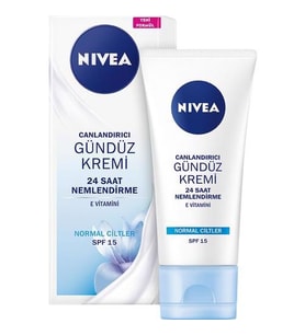 Nivea Canlandırıcı Normal Ciltler için Spf 15 Gündüz Kremi 50 ml