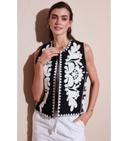 Lela Pamuklu Regular Fit Çiçekli Nakış İşlemeli Yelek Bayan YELEK 676238 (Siyah)