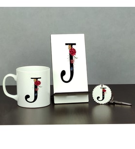 J Harfi Üçlü Set (Kupa + Telefon Standı + Anahtarlık)