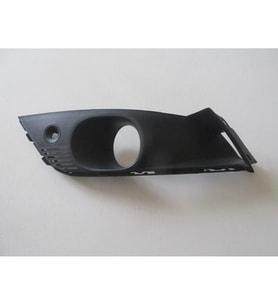 RENAULT MEGANE- 4- SD/HB- 16/20; SİS LAMBA KAPAĞI SOL SİS DELİKLİ/SENSÖR DELİKLİ 261528603R