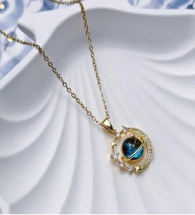 Bontexs 316L Zirkon Taşlı Gezegen ve Yıldız Figürlü Zincir Kolye Altın Kaplama Işıltılı Satürn ve Hilal Kolye - Galaksi Temalı Kolye (Mavi-Rose Gold)