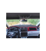 2008-2013 Modellerine Uygun Skoda Fabia Torpido Koruma Halısı Siyah Kenar Renk Kırmızı