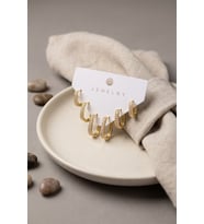 Gold Renk Zirkon Taşlı Pirinç Oval Kare Model Kadın Küpe Seti 5886 - SSSSSS7237-4176