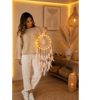 LED Işıklı Düş Kapanı Pudra Beyaz Tüylü Bohem Duvar Süsü 22 CM El Yapımı Dream Catcher Deniz Kabuklu