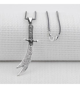 Zülfikar Kılıç Tasarımlı Beyaz Taşlı 925 Ayar Gümüş Kolye
