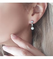 Vaoov 925 Ayar Gümüş Sallantılı Taşlı İnci Küpe