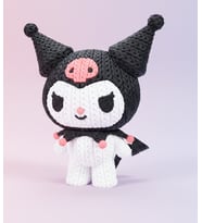Örgü Desenli Kuromi Figürü - 3D Baskı Amigurumi Görünümlü Sanrio Koleksiyon Biblosu