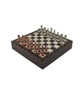GiftHome Orta Boy Antik Metal Klasik Satranç Takımı ve Ceviz Desenli Sandıklı MDF Tahtası (30X30X6 cm.)