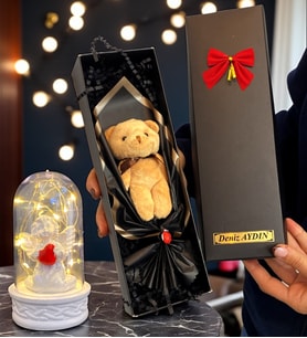 Size Özel İsimli Kutuda Kahve Peluş Ayıcık ve Led Işıklı Biblolu Fanus (Model 2)