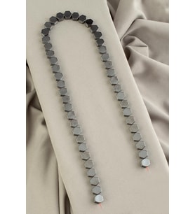 Hematit Doğal Taş Parlak Füme Altıgen Kesim 8x5mm Dizi