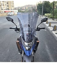 MOTOCAM SYM NHT 200 Ön Cam 2023-2026 Model 50cm Füme Renkli 4mm
