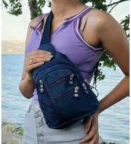 Fiyra bb1 Lacivert Krinkıl Kumaş Beş Bölmeli  Body Bag Bayan Çanta