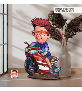 BK Gift Kişiye Özel Motorcu Çocuk Karikatürlü Büyük Boy Ahşap Biblo-1 Arkadaşa Hediye , Sevgiliye Hediye, Kişiye Özel Biblolar