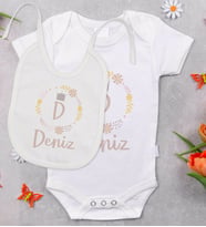 BK Kids Kişiye Özel Harfli İsimli Bebek Body Zıbın ve Mama Önlüğü Hediye Seti - Model 2