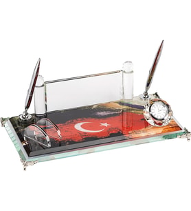 Kişiye Özel İsim Yazılı Türk Bayrağı Temalı Kristal Masa İsimliği Seti - Gümüş Detaylı Makam Hediyesi