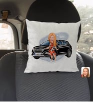 BK Gift Kişiye Özel Plakalı Kadın Hyundai Tucson Karikatürlü Kare Araç Koltuk Yastığı-2