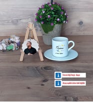 Sınıf Öğretmeni Türk Kahvesi Fincanı Ahşap Altlıklı ve Fotoğraflı Ahşap Anahtarlık Hediye Öğretmenler Günü Hediyesi (Model 2)