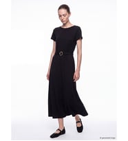 LCW Comfort Siyah Bisiklet Yaka Beli Kemerli Kloş Elbise