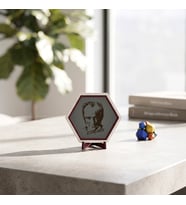 Minimalist Atatürk Tasarımlı Dekoratif Süs, Şık ve Özgün Bir Hediye Seçeneği 10x10 cm