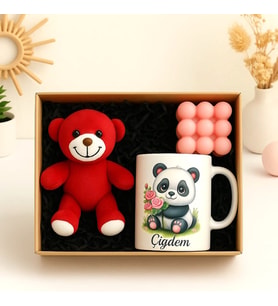 Kişiye Özel Panda Kupa Bardak Peluş Ayıcık ve Mum Kutulu Hediye Seti