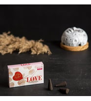 LOVE KOKULU KONİK TÜTSÜ (Karışık)