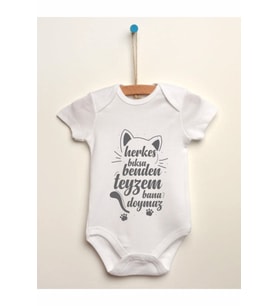Unisex Bebek Beyaz Herkes Bıksa Benden Teyzem Bana Doymaz Baskılı Body Zıbın ACB0011