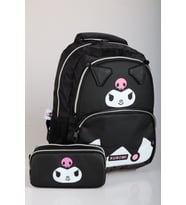 DEKOMUS İLE YENİ SEZON LİSANSLI KUROMI "SHADOW CHIC KOLEKSİYONU" DERİ İLKOKUL ÇANTASI VE KALEM ÇANTASI SETİ