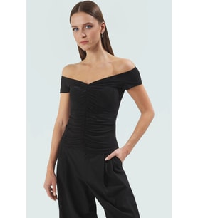 Şık Carmen Yaka Kısa Kollu Örme Bluz Rahat Yazlık Günlük Modern Stil Zarifane Tasarım (Siyah)