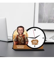 Erkek Arkeoloğa Hediye Karikatürlü MDF Masa Saati