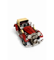 Dekoratif Metal Coupe Araba – Retro Nostaljik Klasik Araba Masa & Raf Dekoru (Kırmızı-Beyaz)
