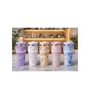 Çiçek Desenli 900 ml Taşıma Kulplu Paslanmaz Çelik Termos Mug Bardak (Çok Renkli)