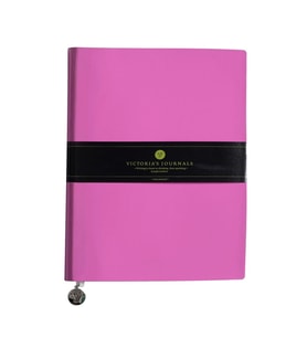 VICTORIA'S JOURNALS 1083 SMYTH RUGAN ESNEK KAPAK 19x25cm 80gr. 96YP. ÇİZGİLİ DEFTER PEMBE