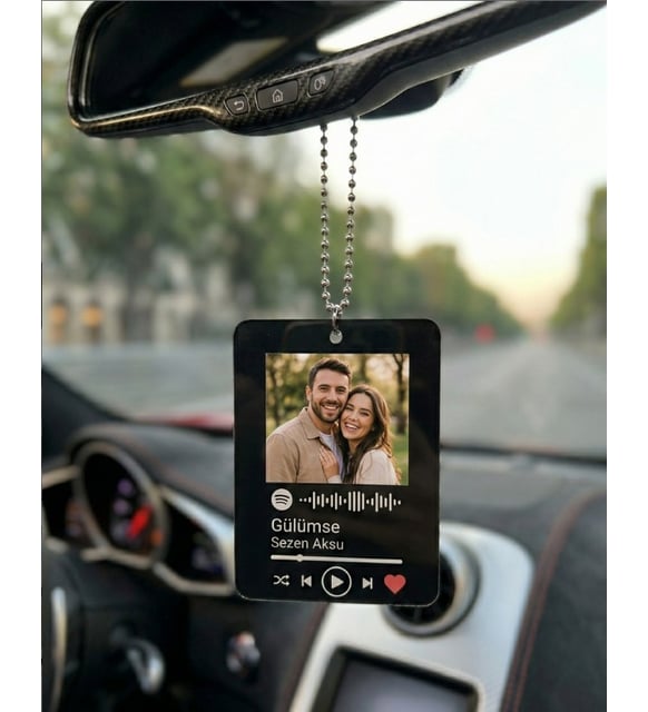 Kişiye Özel Spotify Kodlu ve Fotoğraflı Dikiz Ayna Süsü (Siyah Beyaz)
