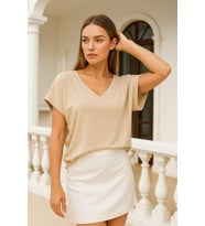 Kadın Bej Viskon Ön Arka V Yakalı T-shirt Yarasa Kol Relaxed Bluz