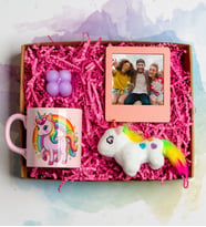 Kişiye Özel Unicorn Hediye Seti- Pembe Unicorn Tasarım Kupa- Unicorn Peluş Anahtarlık-Mor Bubble Mum- Kişiye Özel Pembe Çerçeve