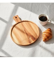 Doğal Akasya Ahşap Yuvarlak Sunum Tahtası ve Servis Tepsisi – 28.5 cm Özel Motif Desenli ve Kulplu Pizza, Peynir ve Pasta Tabağı