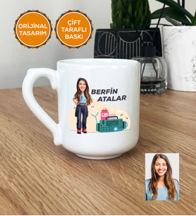 Kişiye Özel Karikatürlü Paramedik Hediye Kupa Bardak Oval Kadın Paramediğe Tıp Bayramı Hediyesi