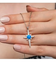 Opal Taşlı Güneş Motifli 925 Gümüş Kadın Kolye