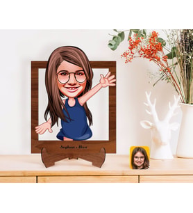 BK Gift Kişiye Özel Kız Çocuk Karikatürlü Ahşap Standlı 3D Biblo-4 (Beyaz)