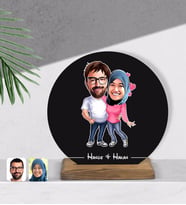 BK Gift Kişiye Özel Sevgililer Karikatürlü Yuvarlak Ahşap Biblo-58