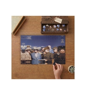Gözlüklü Atatürk Tasarımı 240 parça Ahşap Puzzle Ahşap Kutuda MP06365