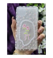 iPhone 11 Uyumlu Minik Çiçek ve Gül Desenli Silikon Şeffaf Telefon Kılıfı