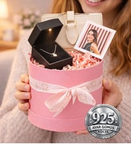 Kadınlar Gününe Özel Fotoğraflı,Cüzdan Ve 925 Ayar Gümüş Kolye Seti (Pembe)