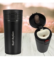 KİŞİYE ÖZEL İSİM BASKILI KAPAK KİLİDİ VE TUŞ MEKANİZMALI KAYDRIMAZ TABANLI TERMOS 380 ML (Siyah)