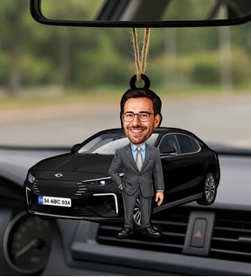 BK Gift Kişiye Özel Erkek Oltu Renk Togg Karikatürlü Ahşap Plakalı Araba Dikiz Ayna Süsü-2 , Arkadaşa Hediye, Sevgiliye Hediye, Araba Hediyesi