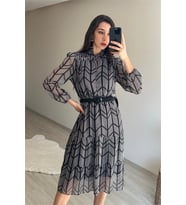 Neşeli butik kadın yaka lastikli küçük puantiyeli midi şifon elbise NM022 (Siyah)