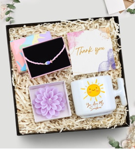 Güneş Tasarım T Kupa & Renkli Balık Figürlü Kolye & Lotus Mum Hediye Seti
