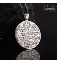 Hilye-i Şerif ve Fetih Suresi İnne Fetehna Leke Fethen Mübina Yazılı Gümüş Kolye